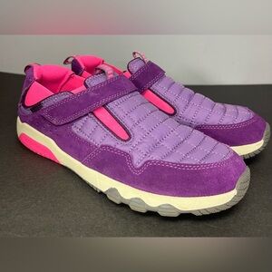 Merrell- Free Roam HutMoc-‎ Size:5, Purple/Pink- Pre- Owned